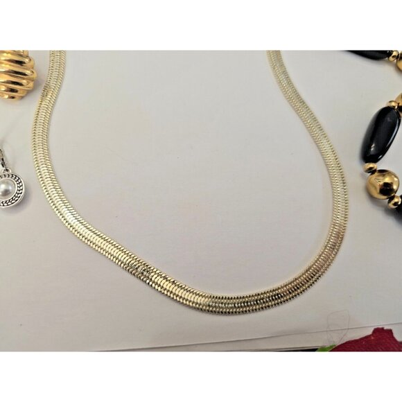 Vintage to Modern Napier Jewelry Lot Bracelets Earrings Necklaces Brooch - Picture 8 of 16